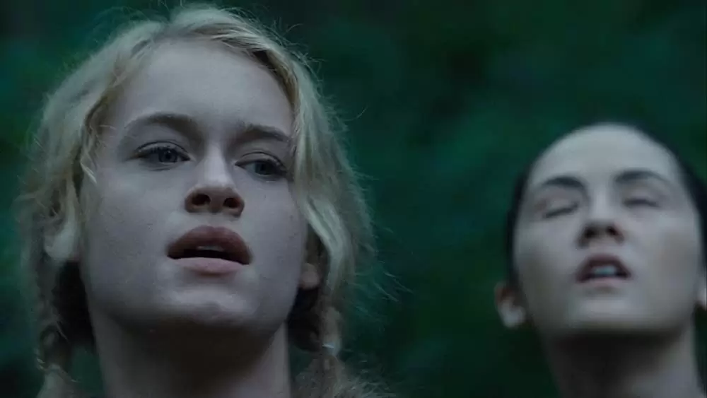 「ハンガー・ゲーム」レベン・ランビン & イザベル・ファーマンの画像