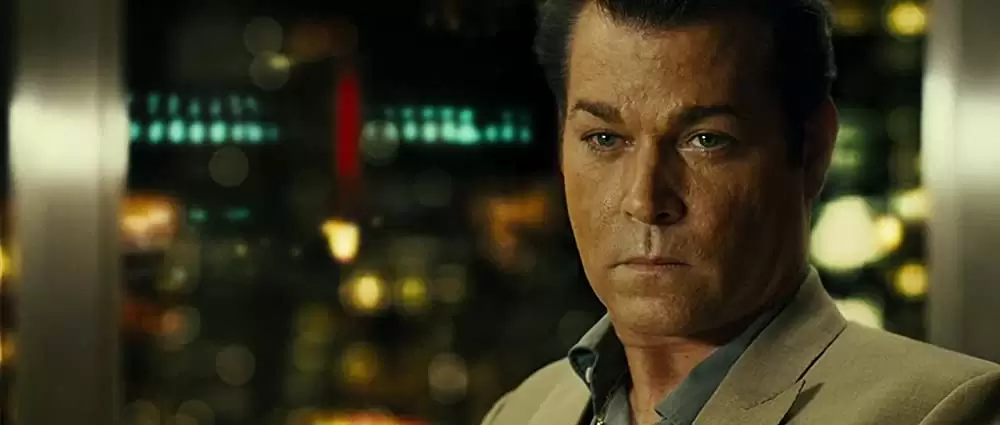 「リボルバー」レイ・リオッタの画像