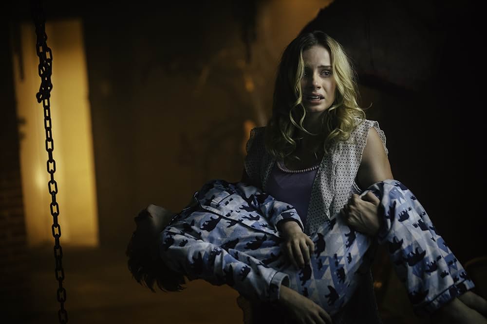 Bloody Hell（原題）の画像