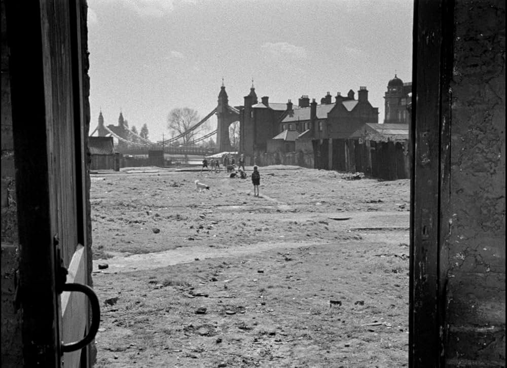 Mandy（原題）の画像