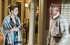 「スリザー」エリザベス・バンクス & マイケル・ルーカーの画像