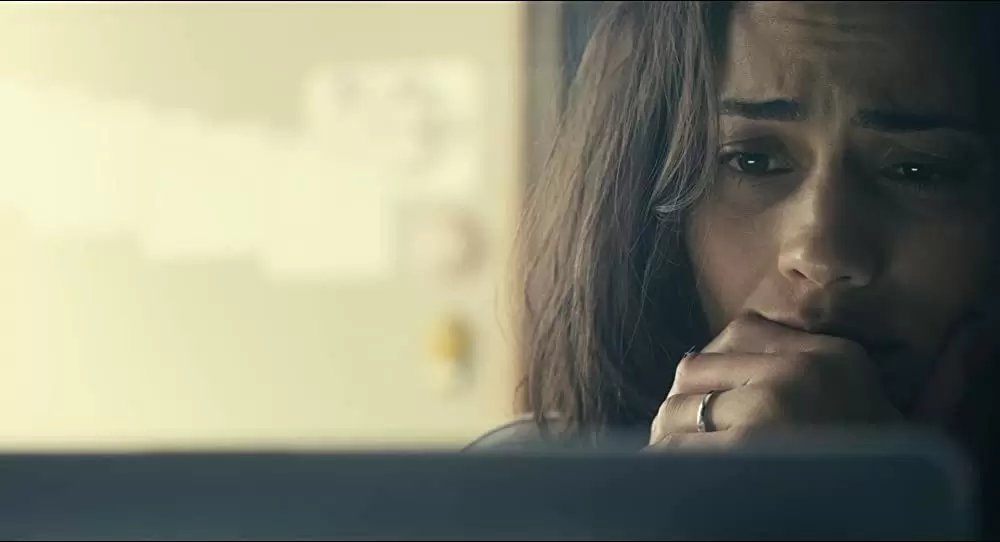 「ディス／コネクト」ポーラ・パットンの画像