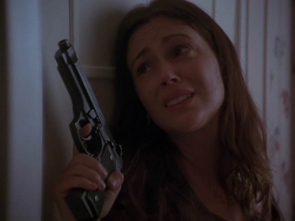 アリッサ・ミラノの堕落の園の画像