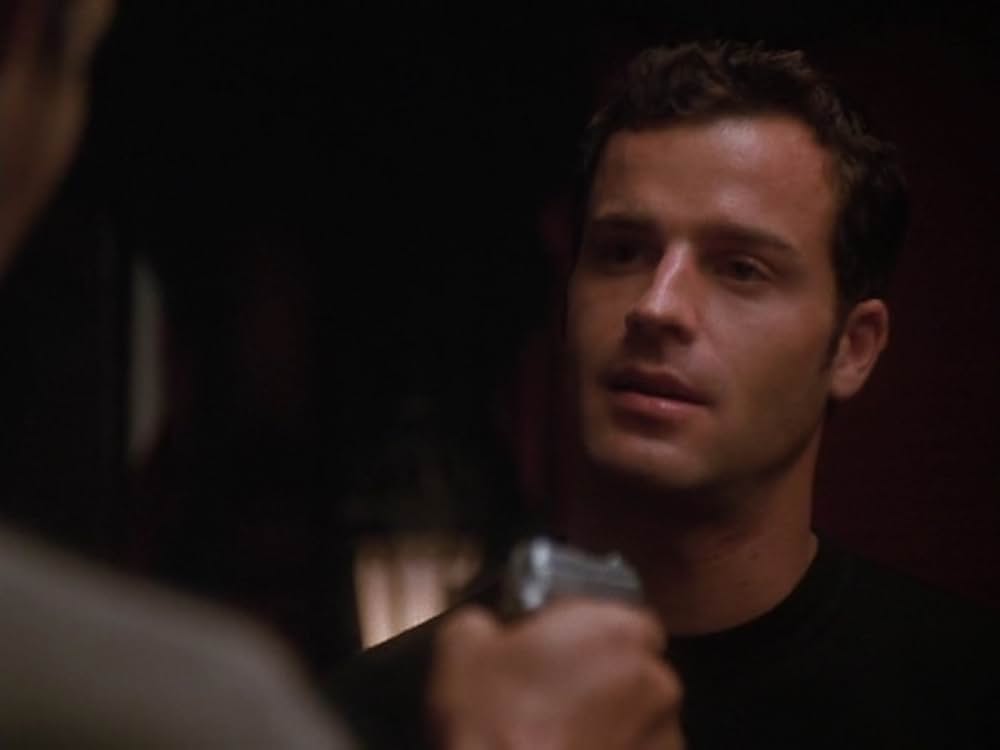 アリッサ・ミラノの堕落の園の画像