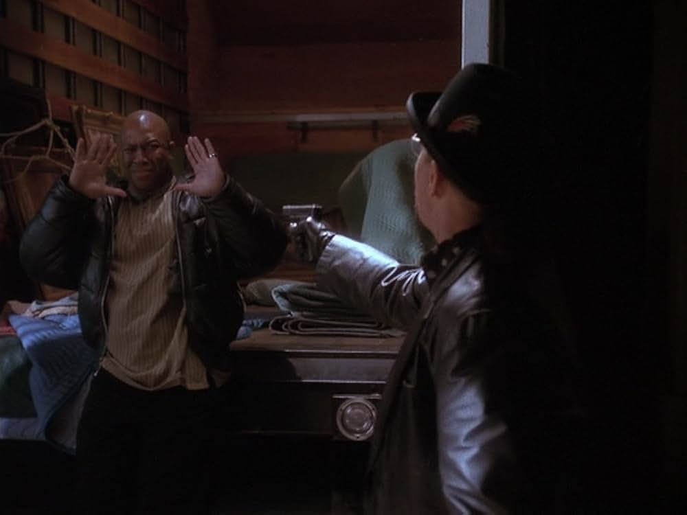 アリッサ・ミラノの堕落の園の画像