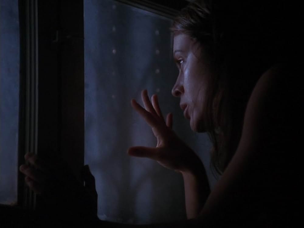 アリッサ・ミラノの堕落の園の画像