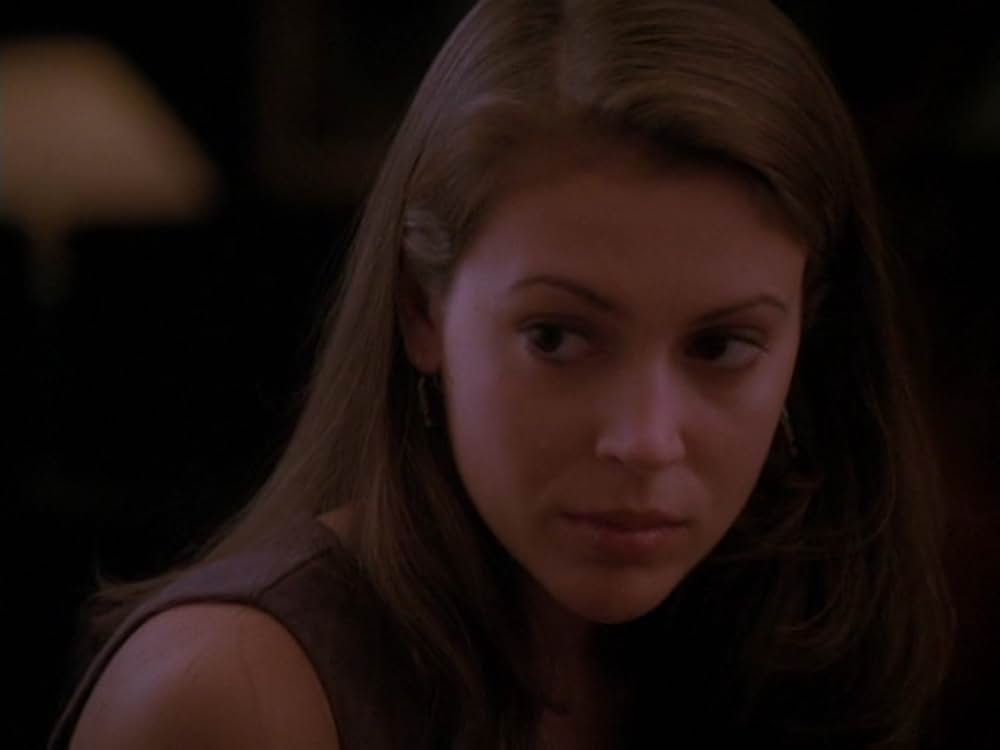 アリッサ・ミラノの堕落の園の画像