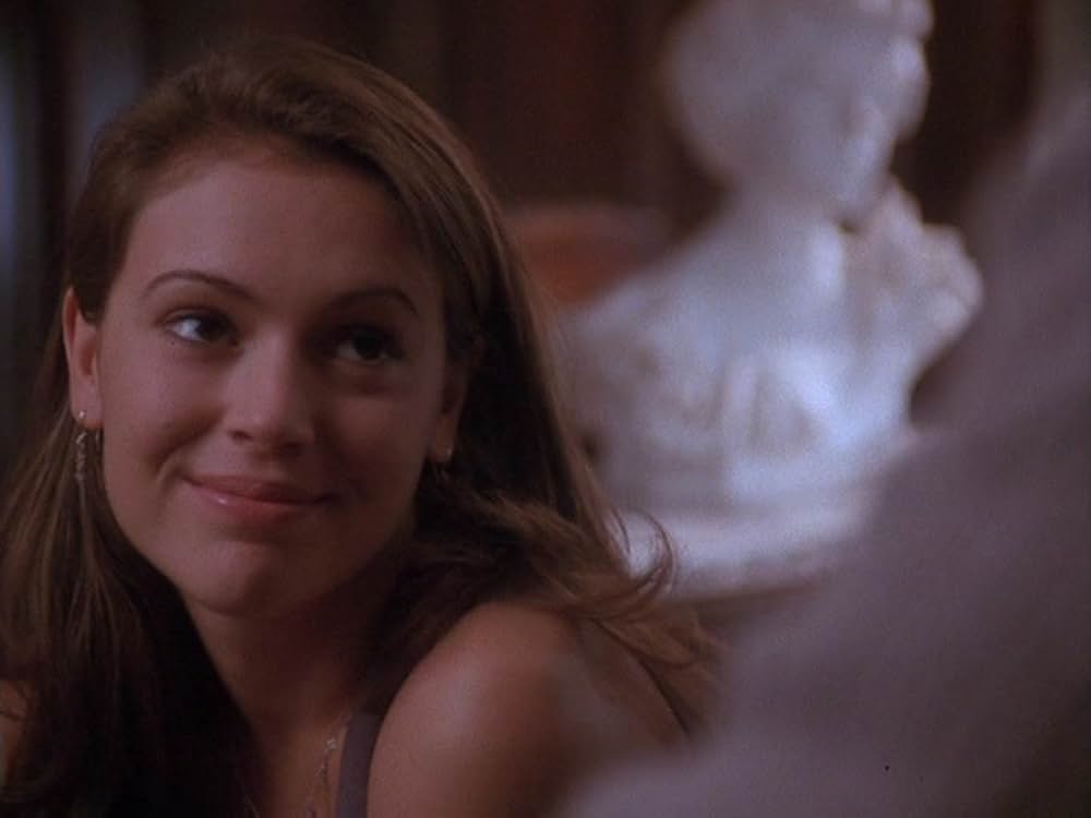 アリッサ・ミラノの堕落の園の画像