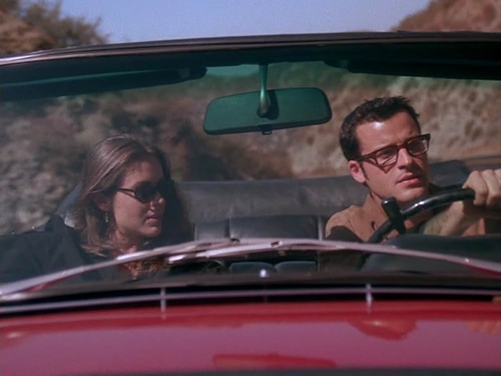 アリッサ・ミラノの堕落の園の画像