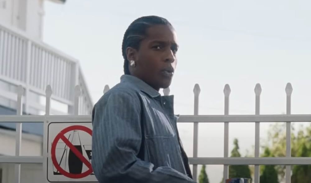 If I Had Legs I'd Kick You（原題）の写真