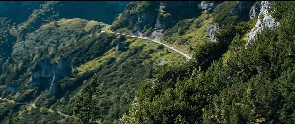 ビッグゲーム 大統領と少年ハンターの画像