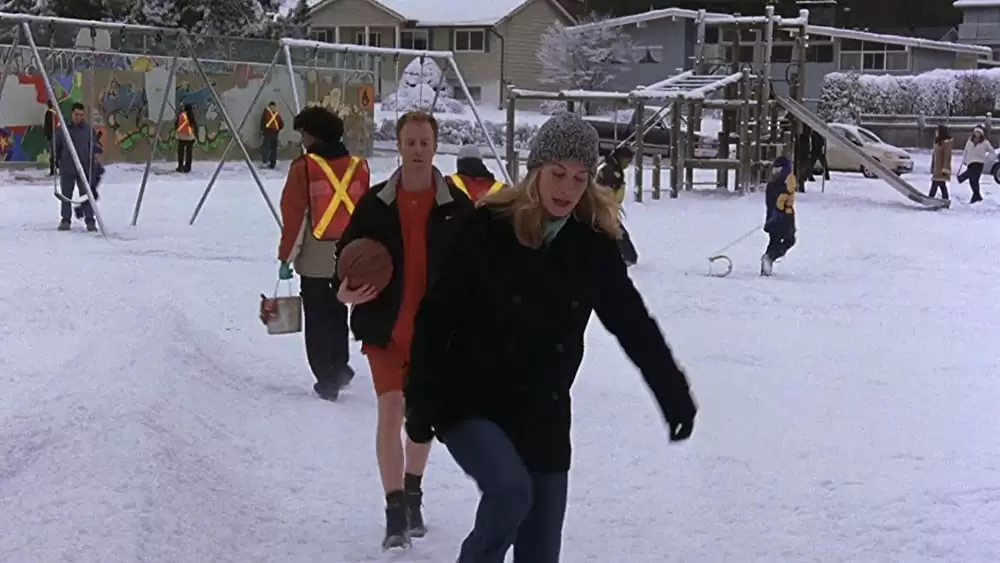 「サンタクロース・リターンズ！ クリスマス危機一髪」エリザベス・ミッチェルの画像