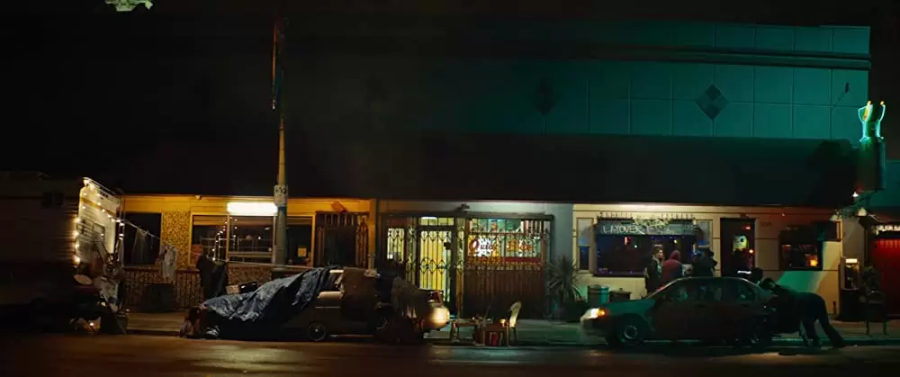 ホワイト・ボイスの画像