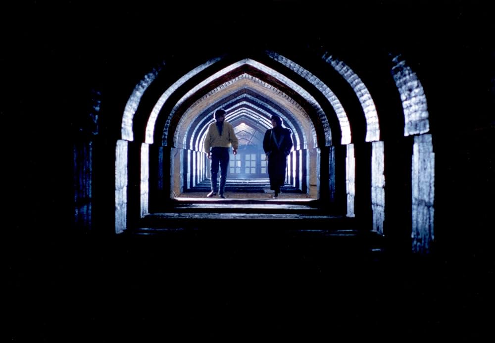 ザーヤンデルードの夜の写真