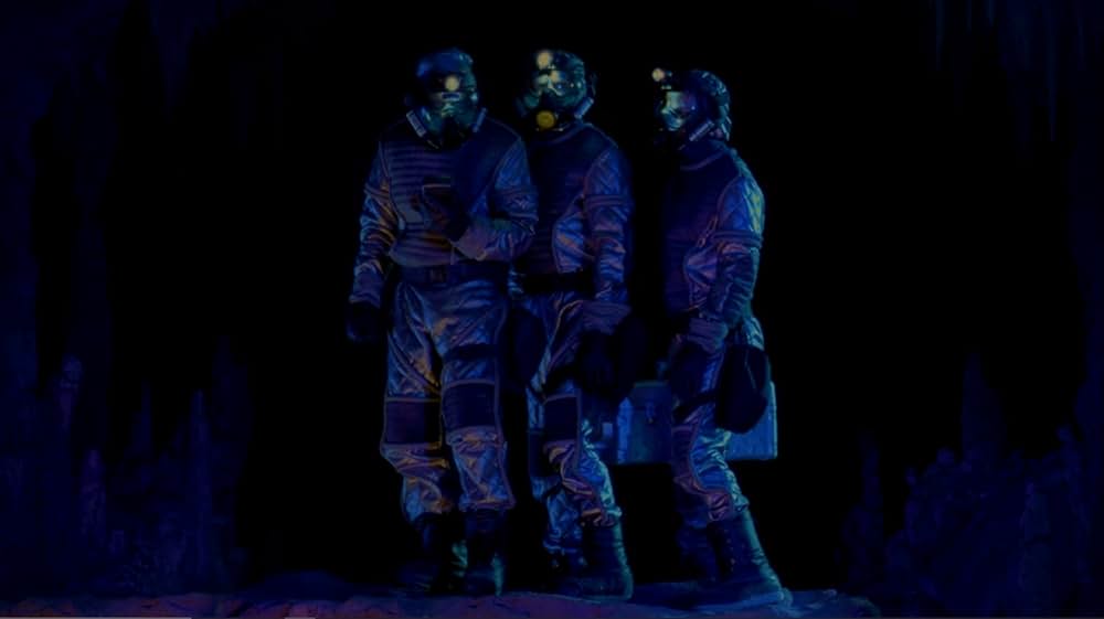 アンダー・ザ・プラネットの画像