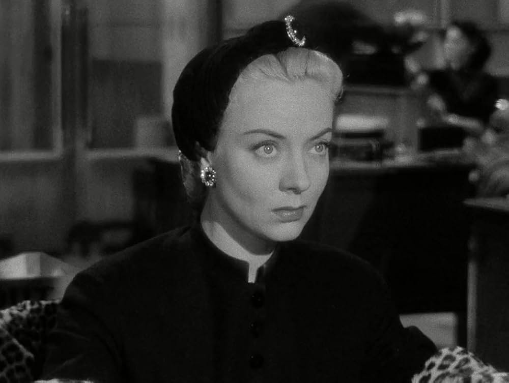 Assignment - Paris（原題）の画像