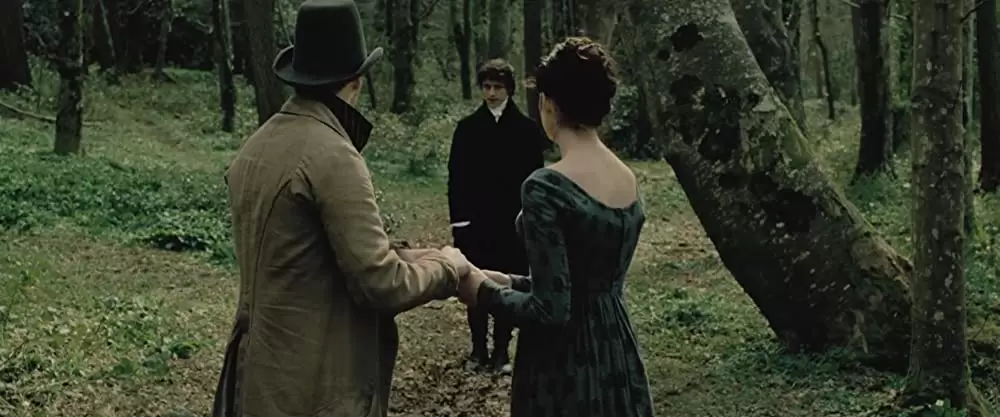 「ジェイン・オースティン 秘められた恋」アン・ハサウェイ & ジェームズ・マカボイの画像