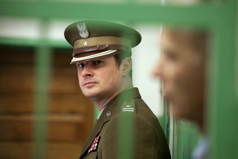 ワルシャワ、二つの顔を持つ男の画像