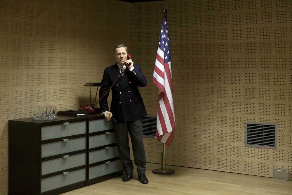 ワルシャワ、二つの顔を持つ男の画像