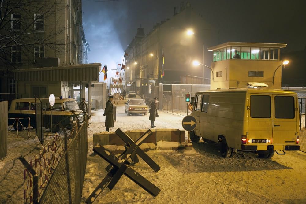 ワルシャワ、二つの顔を持つ男の画像