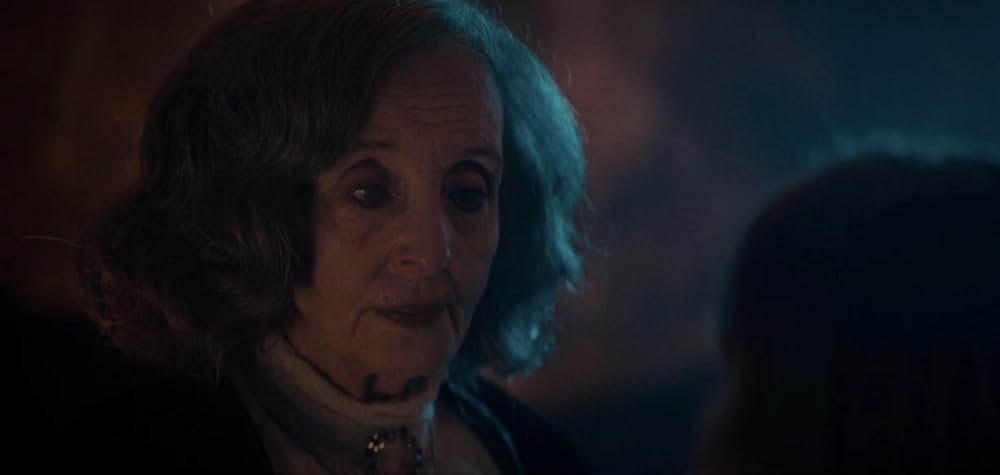 Housewife（原題）の画像