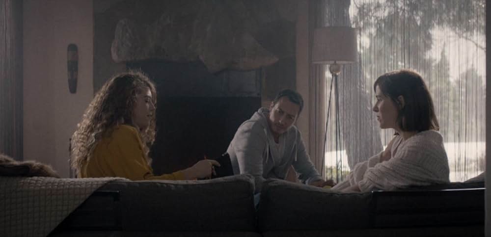 Housewife（原題）の画像