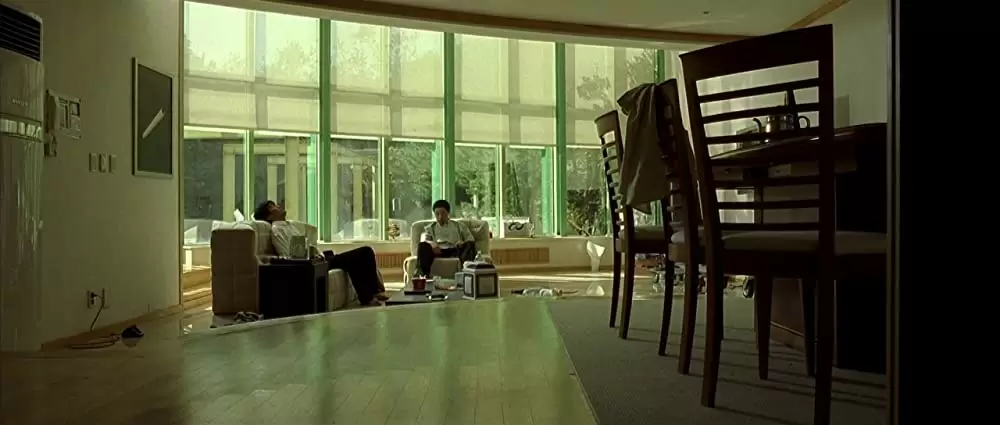 「復讐者に憐れみを」の画像