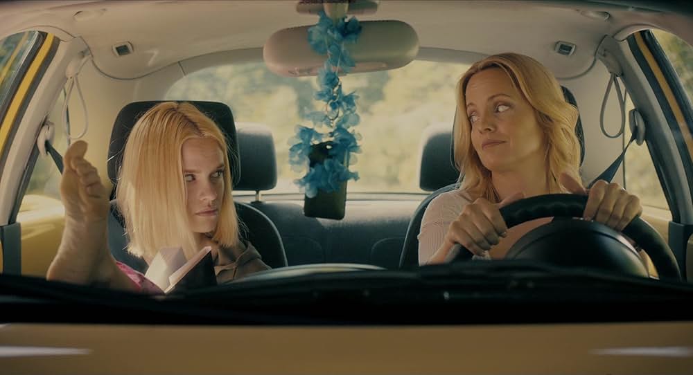 What Lies Below（原題）の画像