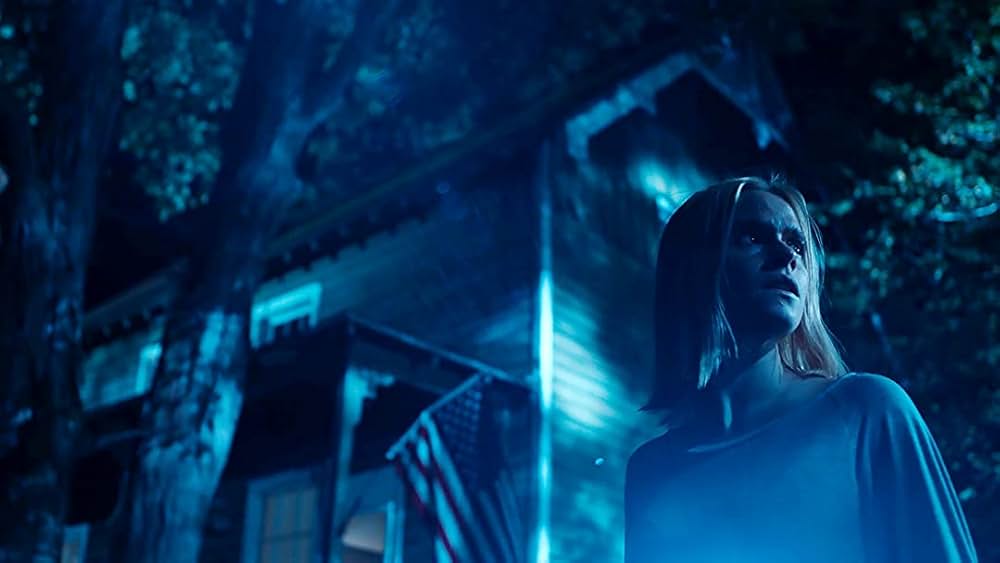 What Lies Below（原題）の画像