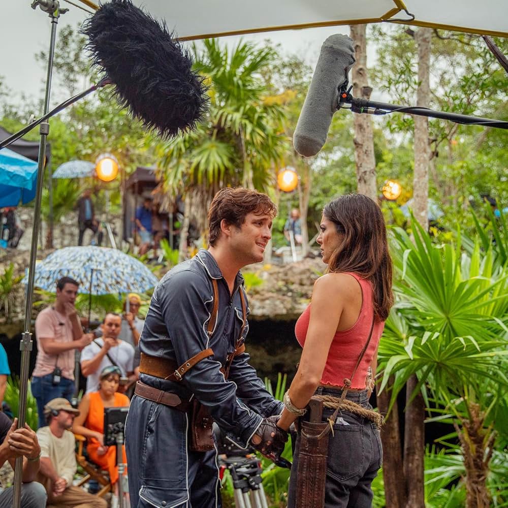 At Midnight（原題）の画像