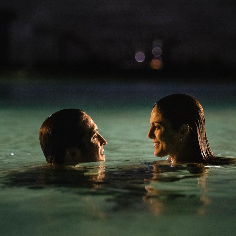 At Midnight（原題）の画像