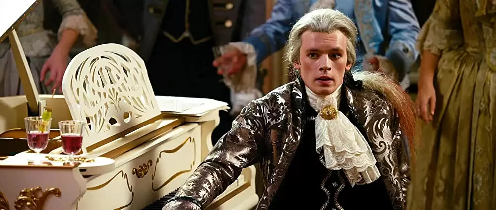 タイムトラベラーの系譜 サファイア・ブルーの画像