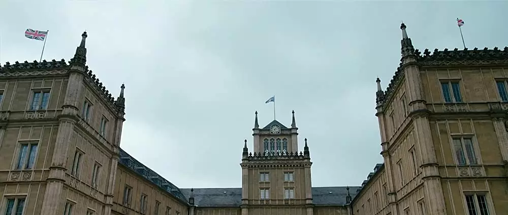「タイムトラベラーの系譜 サファイア・ブルー」の画像