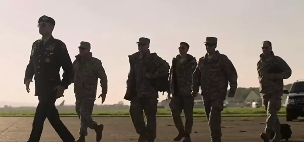 「ウォー・マシーン：戦争は話術だ！」ブラッド・ピット & アンソニー・マイケル・ホール & トファー・グレイス & アンソニー・ヘイズ & エモリー・コーエン & ジョン・マガロの画像