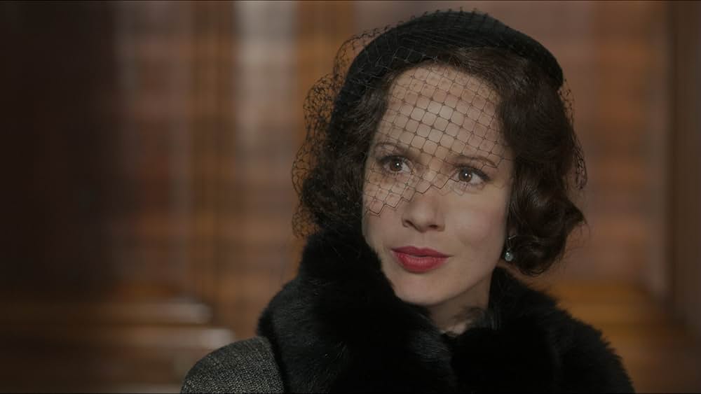 悪魔の愛人: リダ・バーロヴァの写真