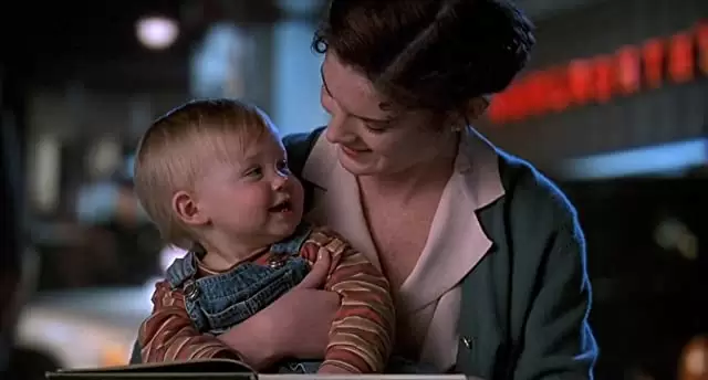 赤ちゃんのおでかけの画像