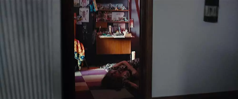 「ハイ・ライズ」エリザベス・モスの画像