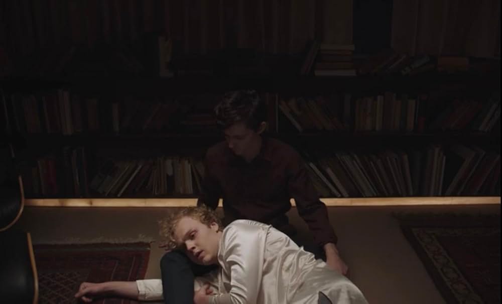 The Bloodhound（原題）の画像