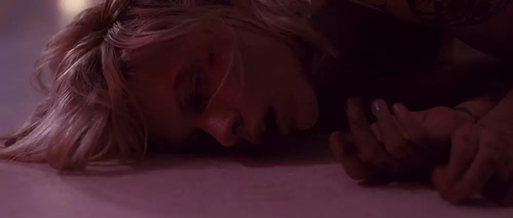 「オーバー・ザ・ブルー・スカイ」の画像