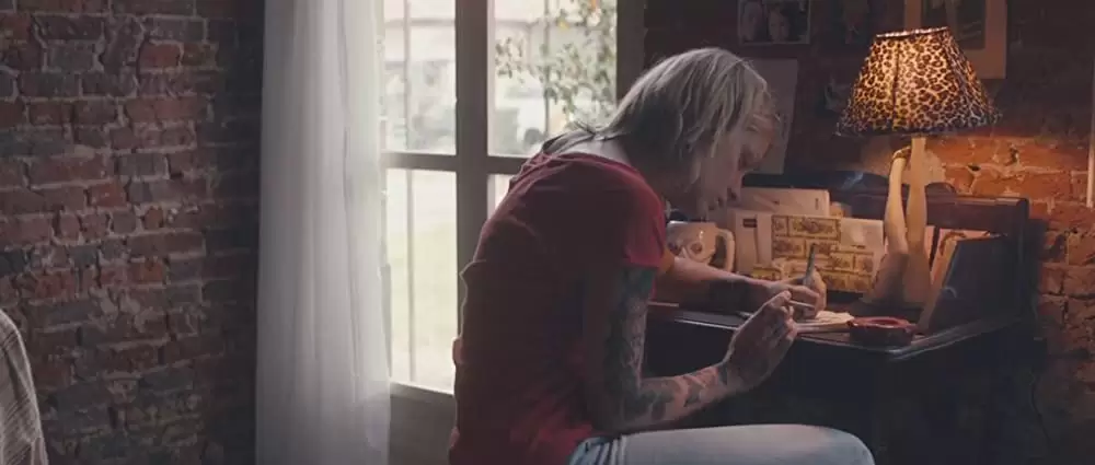 オーバー・ザ・ブルー・スカイの画像