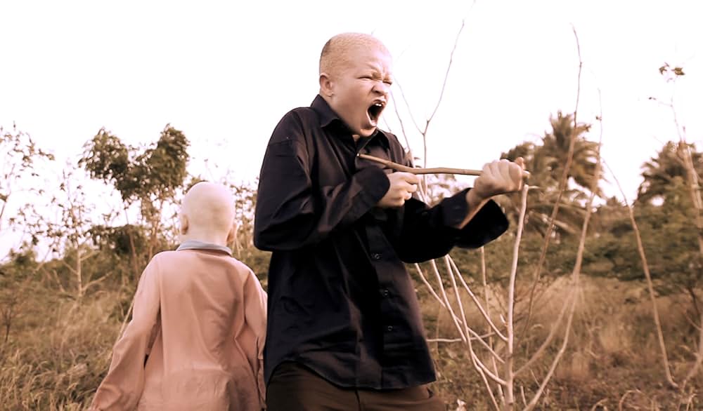 White Shadow（原題）の画像