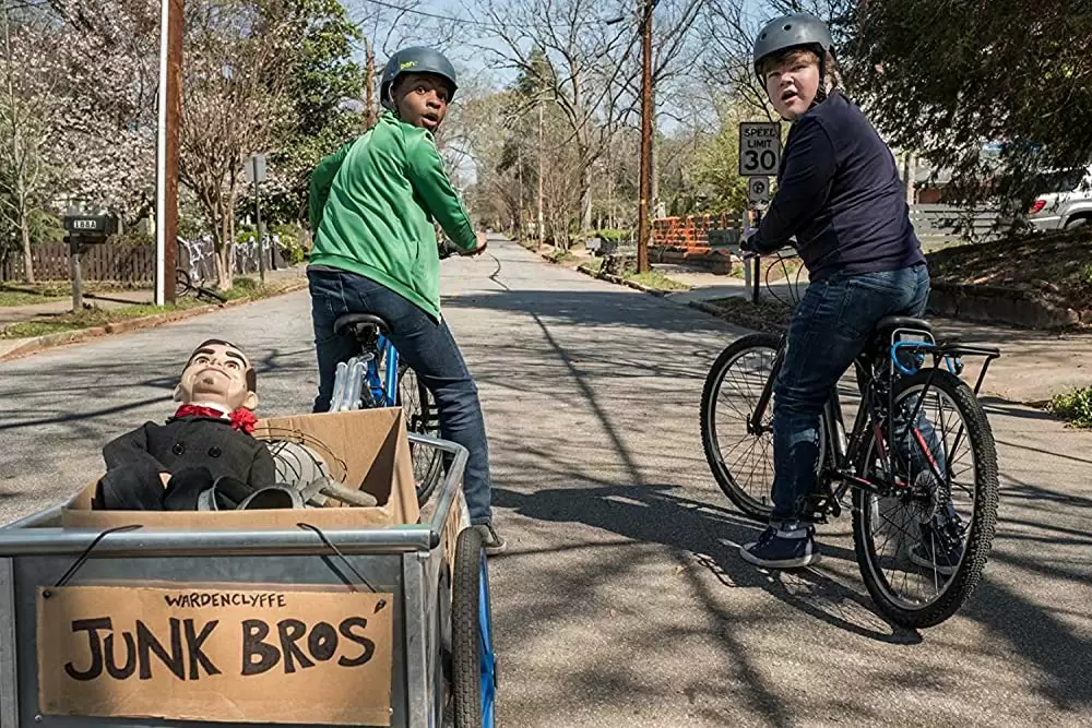 「グースバンプス 呪われたハロウィーン」Mick Wingert & 卡萊爾・哈里斯 & ジェレミー・レイ・テイラーの画像