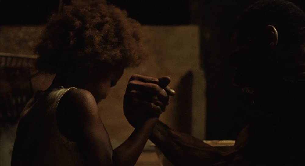 ハッシュパピー バスタブ島の少女の画像