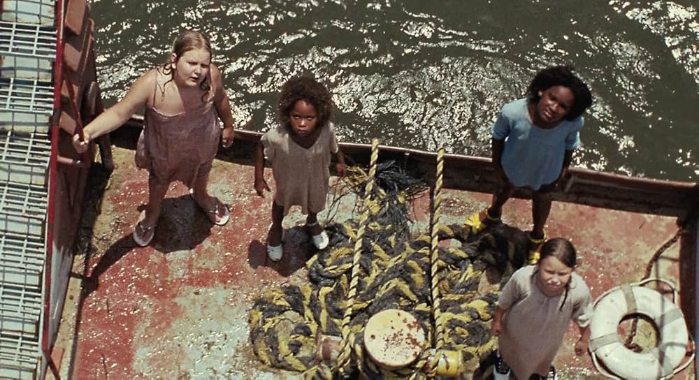 ハッシュパピー バスタブ島の少女の画像