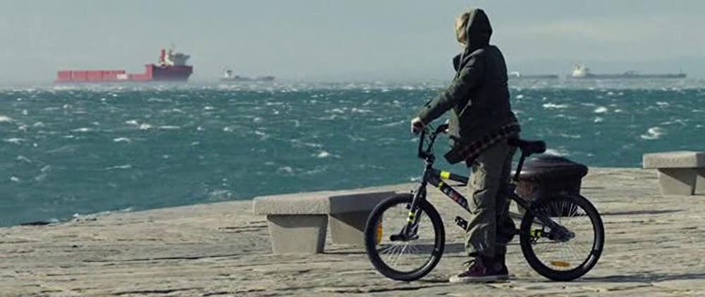 インビジブル・スクワッド 悪の部隊と光の戦士の画像