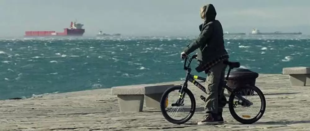 インビジブル・スクワッド 悪の部隊と光の戦士の画像