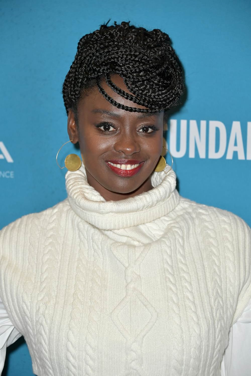 風をつかまえた少年の画像