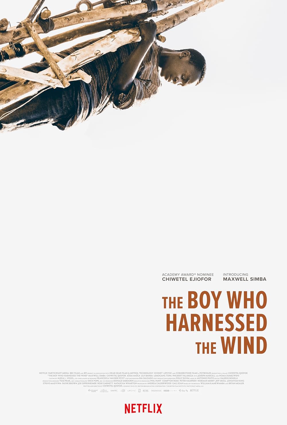 風をつかまえた少年の画像