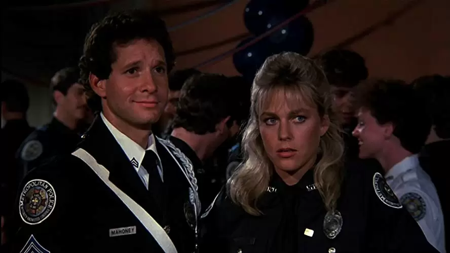 「ポリスアカデミー3／全員再訓練！」スティーブ・グッテンバーグ & Shawn Weatherlyの画像