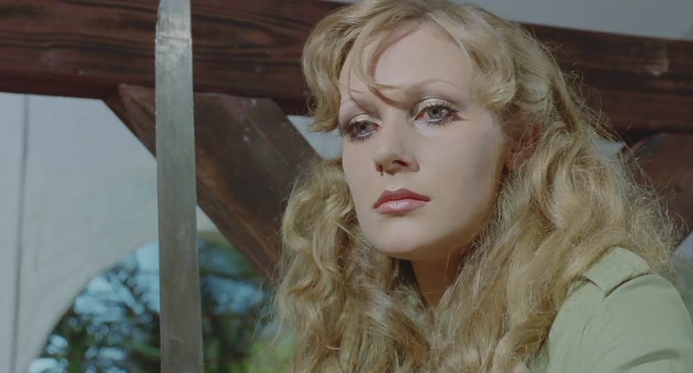 女体調教収容所 ラブ・キャンプの画像